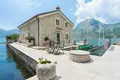 Villa de 4 dormitorios 165 m² Dobrota, Montenegro