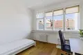 Mieszkanie 4 pokoi 68 m² Praga, Czechy