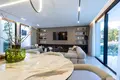 5-Schlafzimmer-Villa 268 m² Marbella, Spanien