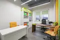 Oficina 3 habitaciones 76 m² en Minsk, Belarús