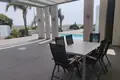Haus 4 Schlafzimmer 320 m² Bezirk Larnaka, Zypern