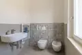 2 bedroom apartment 128 m² Sirmione, Italy