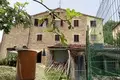 Haus 12 Zimmer 250 m² Terni, Italien