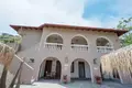 Villa 9 bedrooms 320 m² Afytos, Greece