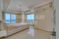 Penthouse 3 bedrooms 195 m² Mahmutlar, Turkey