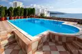 Villa de 6 habitaciones 493 m² Dobra Voda, Montenegro