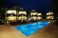 Propiedad comercial 1 100 m² en Thep Krasatti, Tailandia