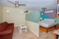 1 bedroom condo 48 m² West Bay, Honduras