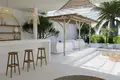 6 bedroom villa 450 m² Kerobokan Kelod, Indonesia