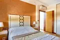 5-Schlafzimmer-Villa 460 m² Torrevieja, Spanien