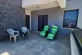 Casa 4 habitaciones 305 m² Dobra Voda, Montenegro