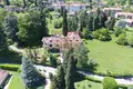 5 bedroom villa 1 300 m² Varenna, Italy