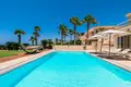 4 bedroom Villa 299 m² Pervolia, Cyprus