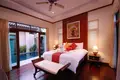 Villa 2 Schlafzimmer 217 m² Phuket, Thailand