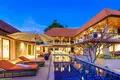 4-Schlafzimmer-Villa 1 586 m² Phuket, Thailand