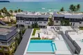 Mieszkanie 2 pokoi 280 m² Phuket, Tajlandia