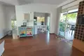 Dom 5 pokojów 250 m² Agios Tychonas, Cypr