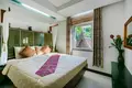 5-Schlafzimmer-Villa 300 m² Ban Kata, Thailand