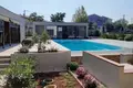 villa de 5 dormitorios 350 m² Grad Pula, Croacia