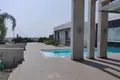 Haus 4 Schlafzimmer 320 m² Bezirk Larnaka, Zypern