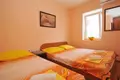 Wohnung 4 Schlafzimmer 80 m² Petrovac, Montenegro