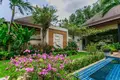 villa de 3 chambres 300 m² Ban Bang Ku, Thaïlande