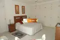 6-Schlafzimmer-Villa 320 m² el Campello, Spanien