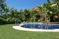 2 bedroom apartment 158 m² Marbella, Spain