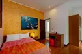 Villa de 7 dormitorios 1 200 m² Kathu, Tailandia