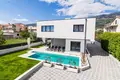 Villa 10 bedrooms 404 m² Kastel Kambelovac, Croatia