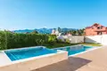 Mieszkanie 4 pokoi 103 m² Tivat, Czarnogóra
