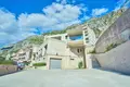 6 room villa 1 342 m² Kotor, Montenegro