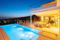 Casa 8 habitaciones 641 m² Marbella, España
