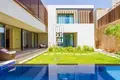 4 room villa 6 600 m² Dubai, UAE