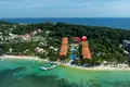 2 bedroom condo 129 m² West Bay, Honduras