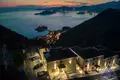 villa de 5 chambres 450 m² Rijeka-Rezevici, Monténégro