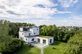 Casa 6 habitaciones 395 m² Magdalenka, Polonia