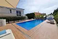 villa de 5 chambres 438 m² Torrevieja, Espagne