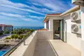 Mieszkanie 3 pokoi 185 m² Mediterranean Region, Turcja