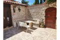 9 room house 450 m² Splitska, Croatia