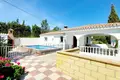 Grundstück 5 Schlafzimmer 440 m² Mijas, Spanien