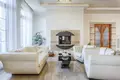 House 550 m² Godollo, Hungary