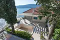 Villa 14 habitaciones 710 m² Bijela, Montenegro
