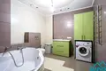 Mieszkanie 2 pokoi 79 m² Mińsk, Białoruś