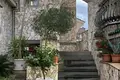 Zamek 30 pokojów 9 000 m² Matera, Włochy