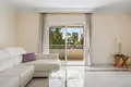 Mieszkanie 2 pokoi 106 m² Marbella, Hiszpania