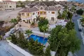 Dom 6 pokojów 650 m² Limassol District, Cyprus