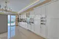 Penthouse 3 bedrooms 195 m² Mahmutlar, Turkey
