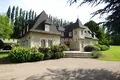 5 bedroom house 320 m² Louvie-Juzon, France