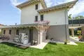 Villa de 6 habitaciones 300 m² Lonato del Garda, Italia